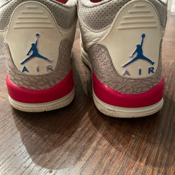 Sold on Mercari Air Jordan 3 Retro (GS) - Picture 10 of 12